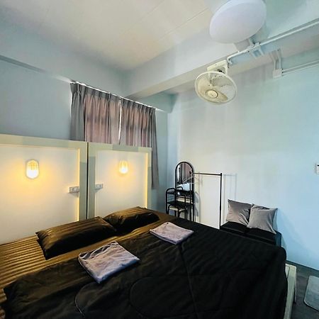 Patone Hostel Phra Nakhon Si Ayutthaya Esterno foto