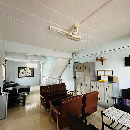 Patone Hostel Phra Nakhon Si Ayutthaya Esterno foto