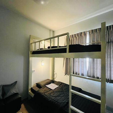 Patone Hostel Phra Nakhon Si Ayutthaya Esterno foto