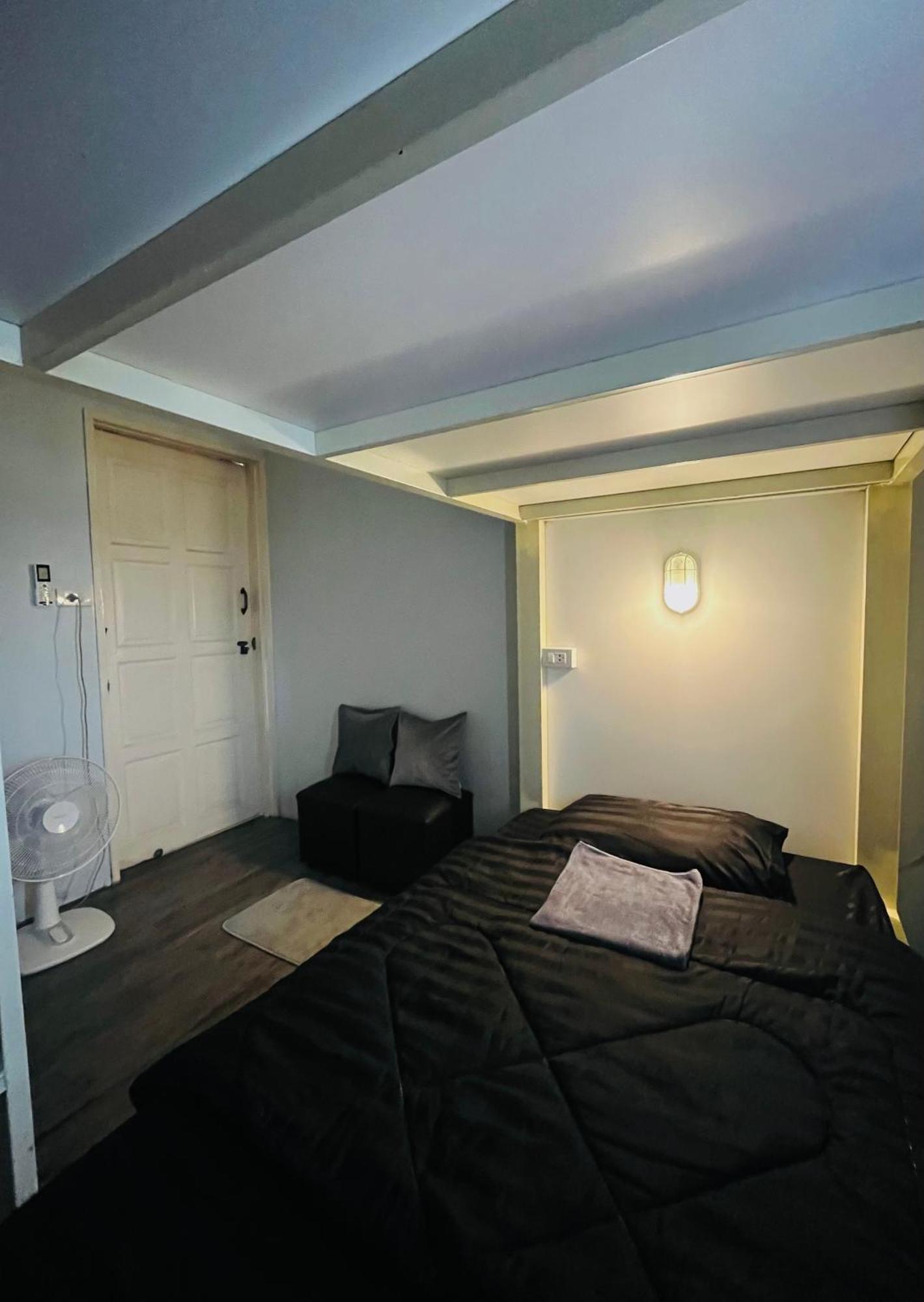 Patone Hostel Phra Nakhon Si Ayutthaya Esterno foto