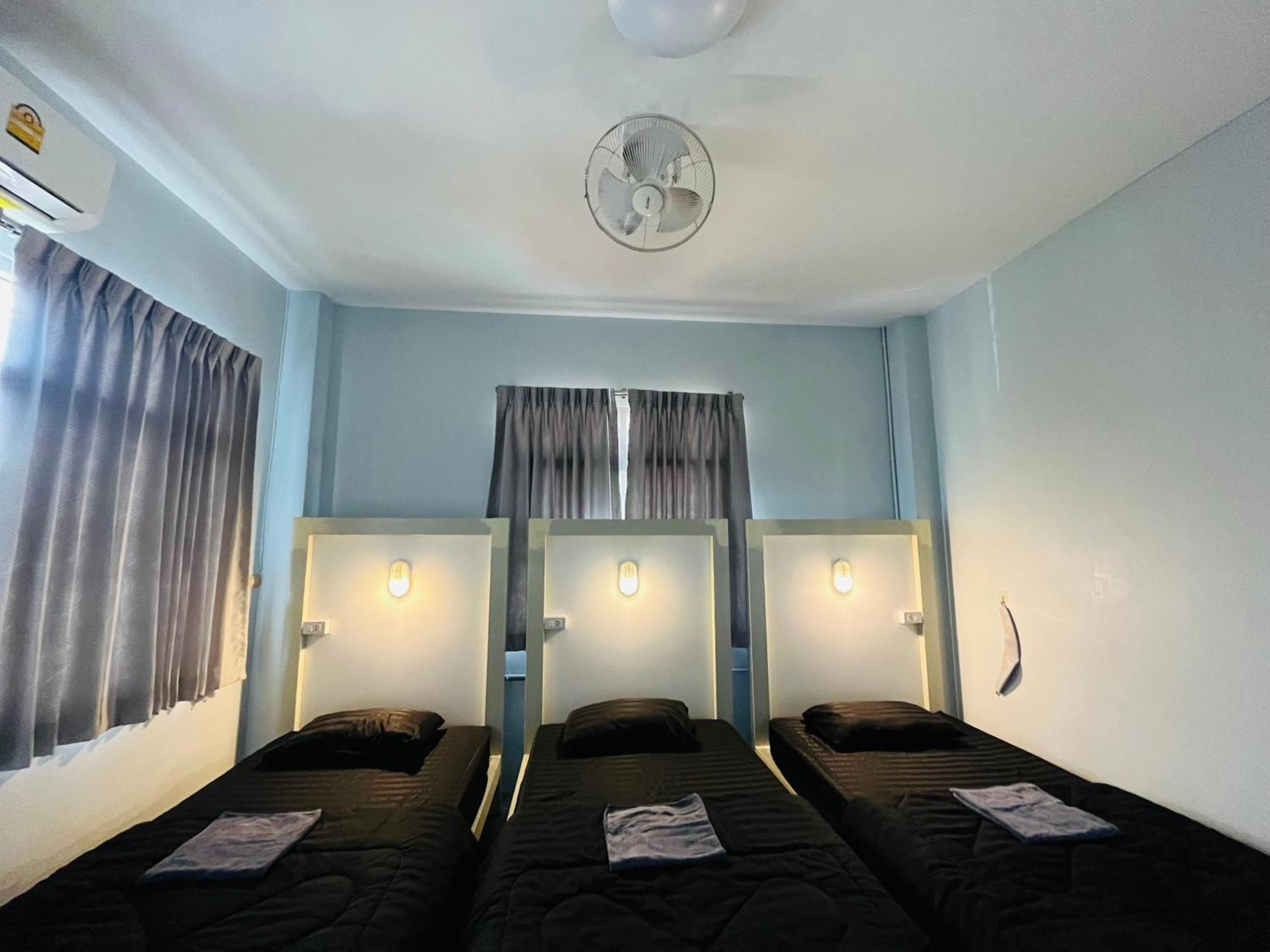 Patone Hostel Phra Nakhon Si Ayutthaya Esterno foto